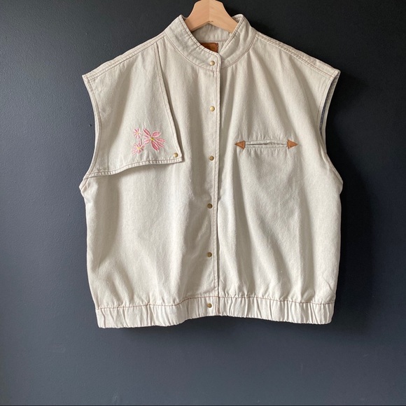 POL Western Blossom Denim Vest - Picture 3 of 12